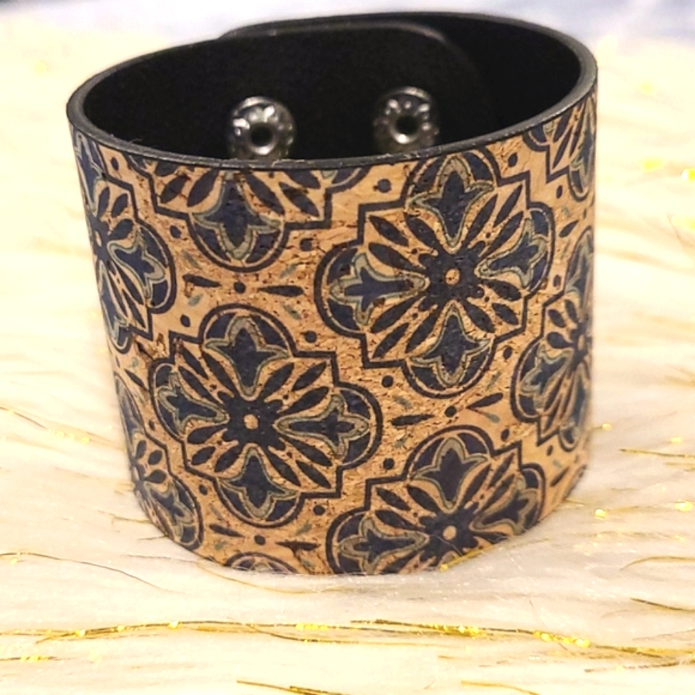 Women's Cuff blue urban bracelet